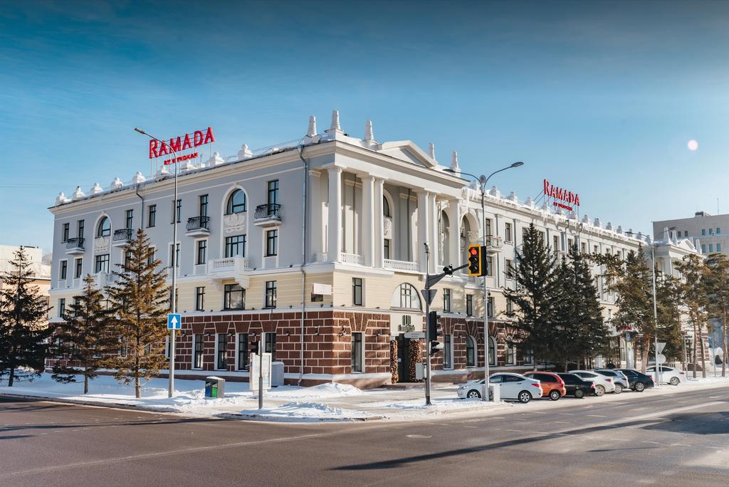 Фитнес центр при отеле Ramada by Wyndham Astana — фото 12