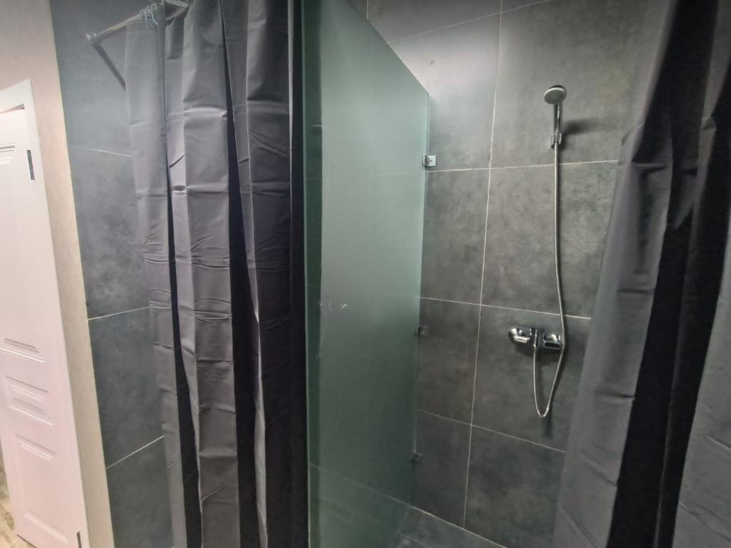 Pride Fitness House на Есенберлина — фото 10