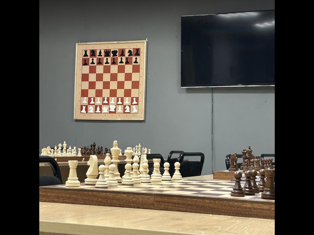 SUPER PAWN Chess Academy-Иманбаева — фото 1