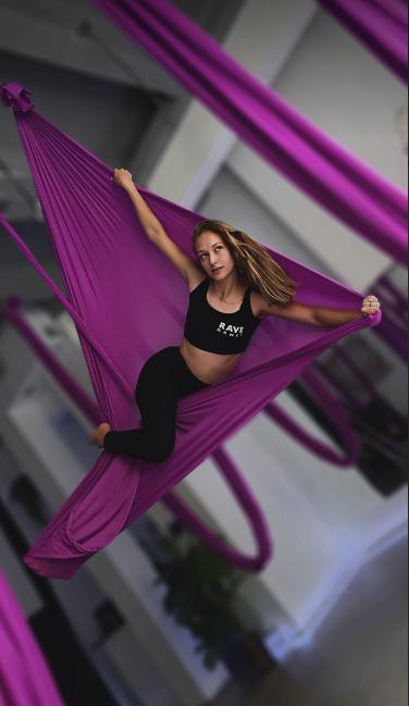 АэроЙога - студия воздушной йоги — фото 6