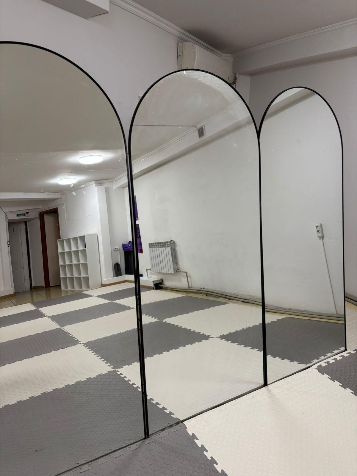 Men Fit studio image