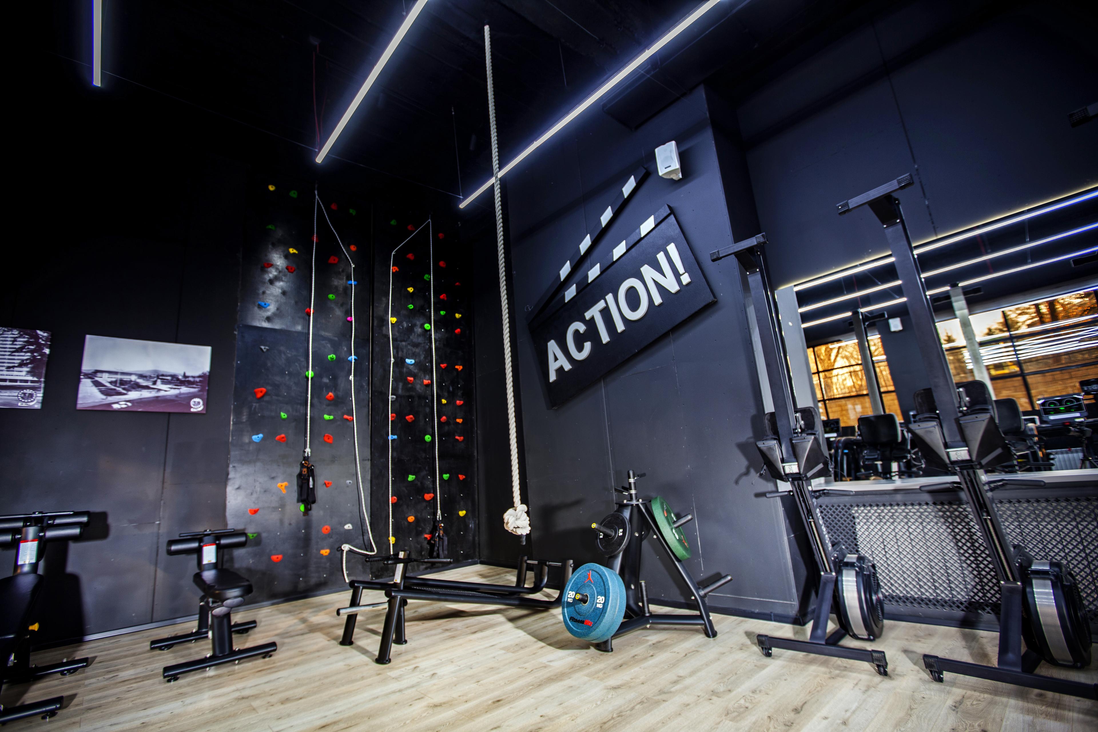 FitnessBlitz Искра studio image