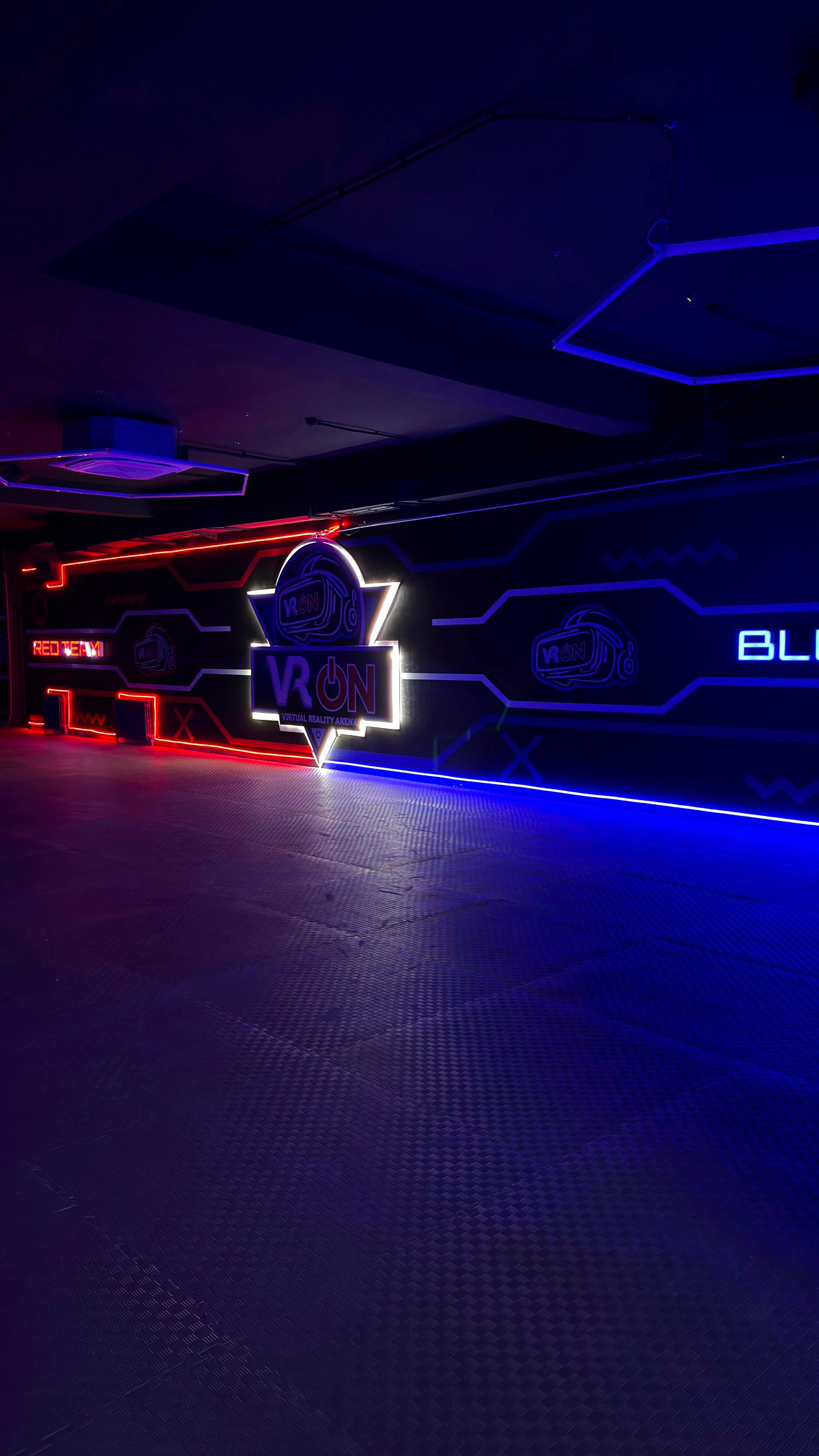 VR on arena studio image