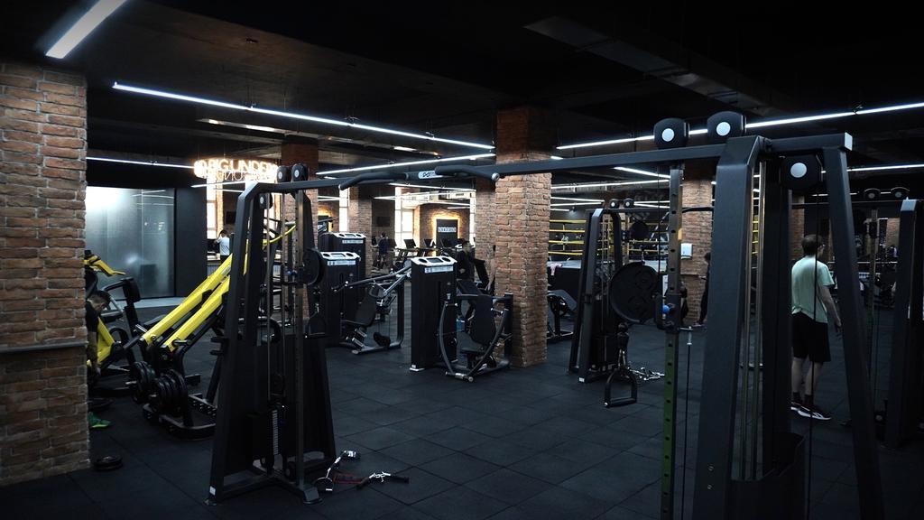 Underground Big на Нажимиденова — фото 2