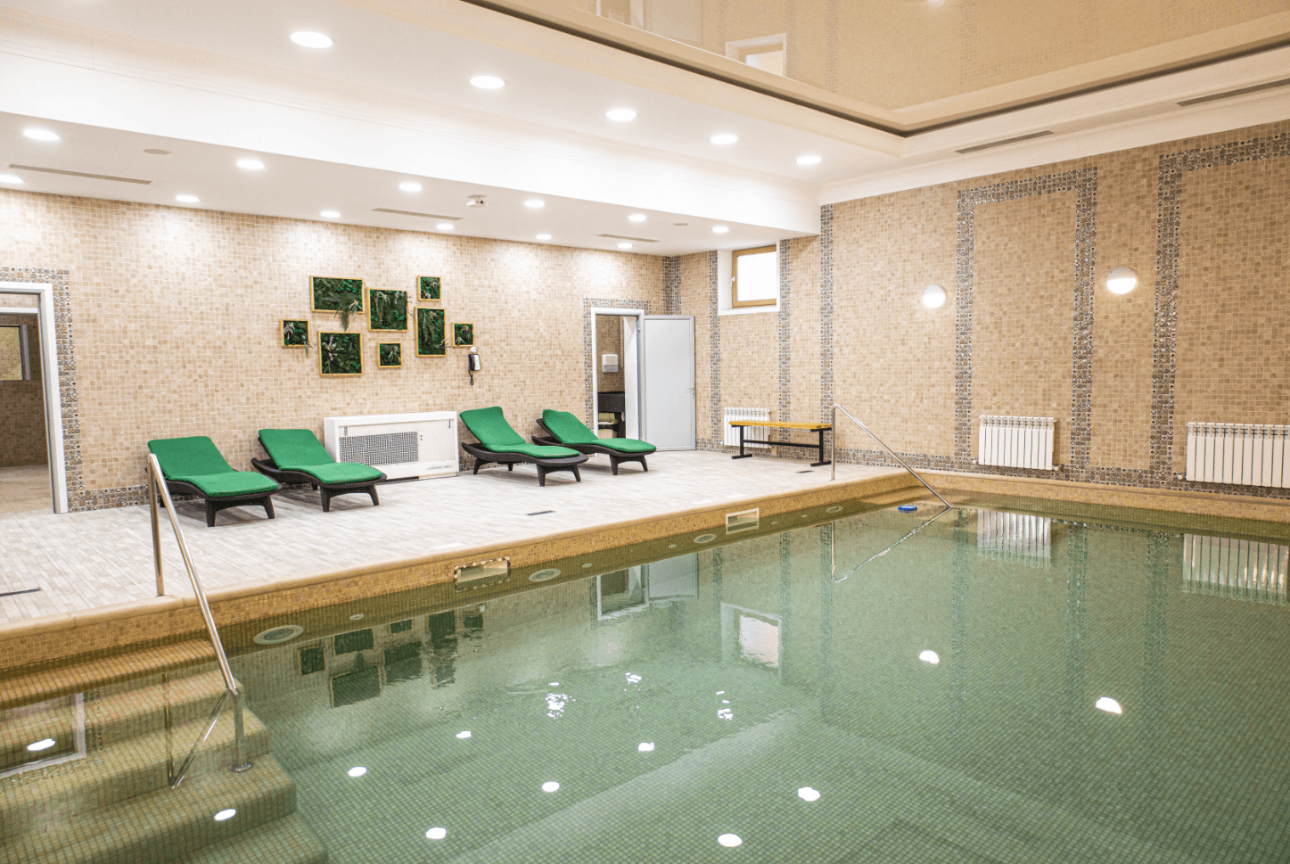 Фитнес центр при отеле Ramada by Wyndham Astana studio image
