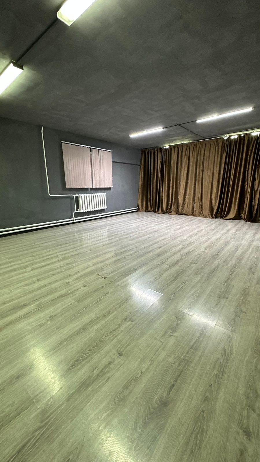 Body fitness studio image